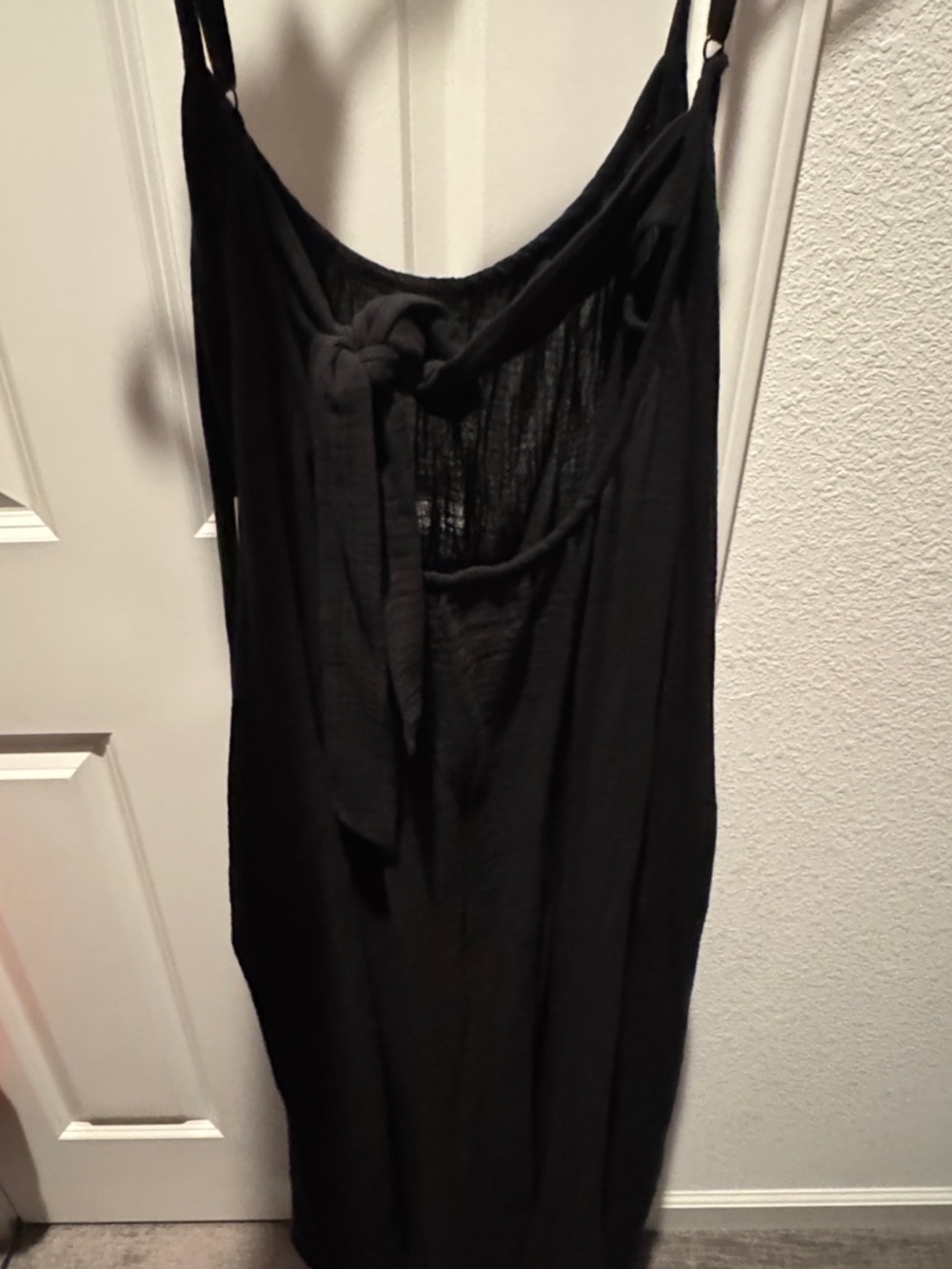 Black Sleeveless Tie-back Midi Dress